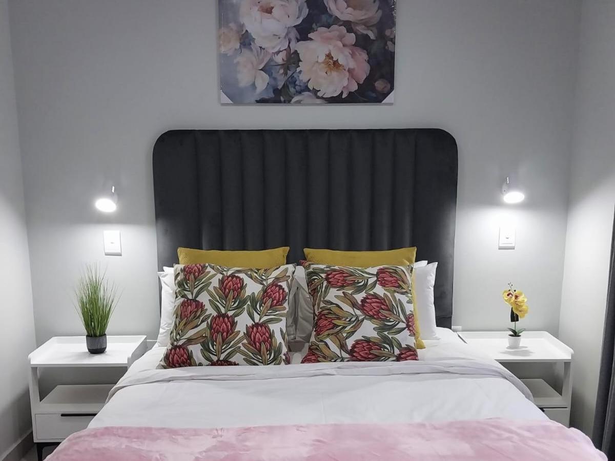 פולוקוואנה Blooming Rose Bed And Breakfast חדר תמונה