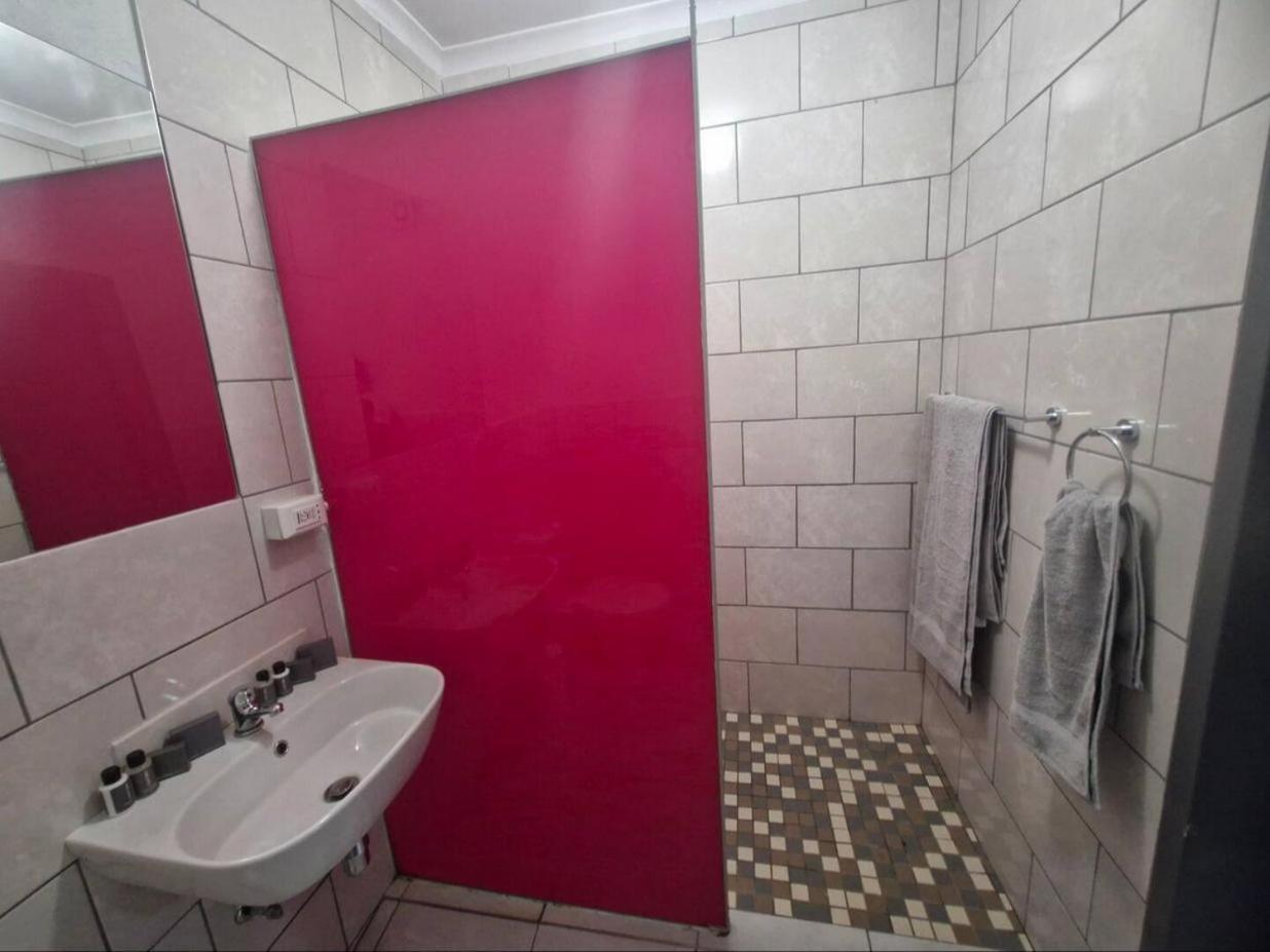 פולוקוואנה Blooming Rose Bed And Breakfast חדר תמונה